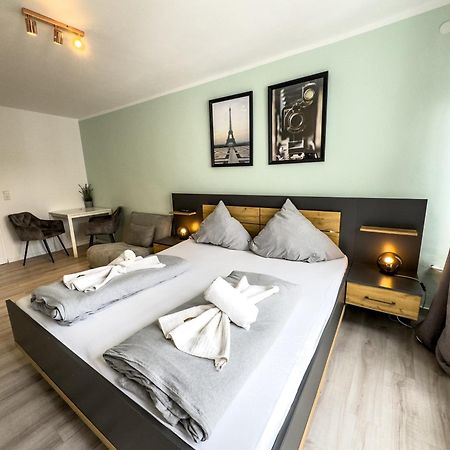 Apartment Fuer 3 Gaeste Mit Kostenlosen Parkplaetzen Und Lift Hannover Exteriör bild