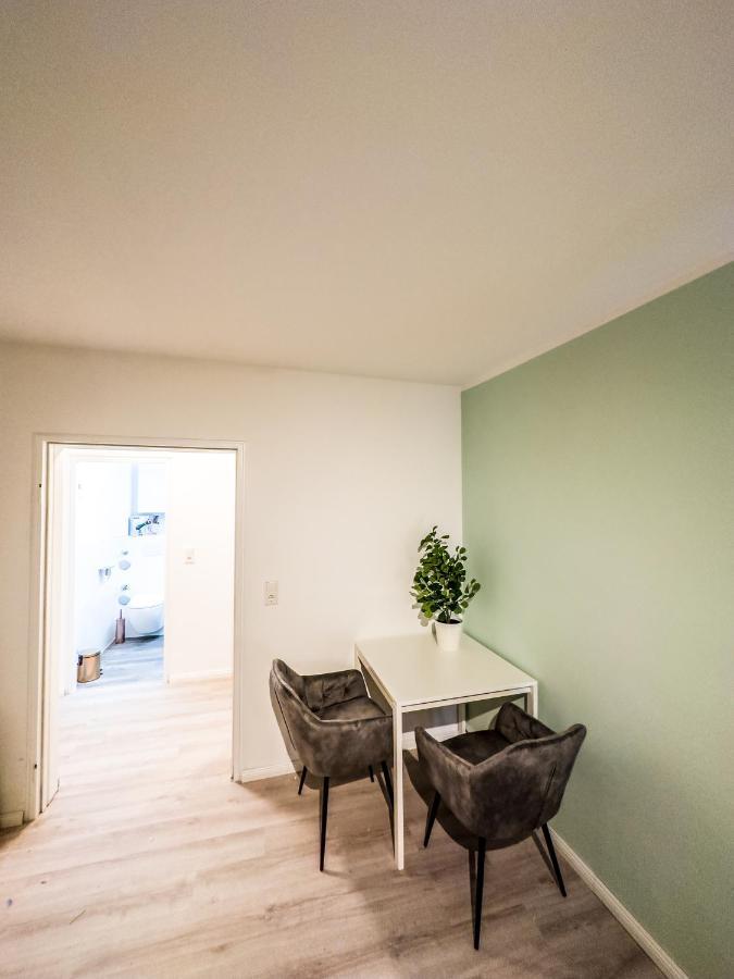 Apartment Fuer 3 Gaeste Mit Kostenlosen Parkplaetzen Und Lift Hannover Exteriör bild