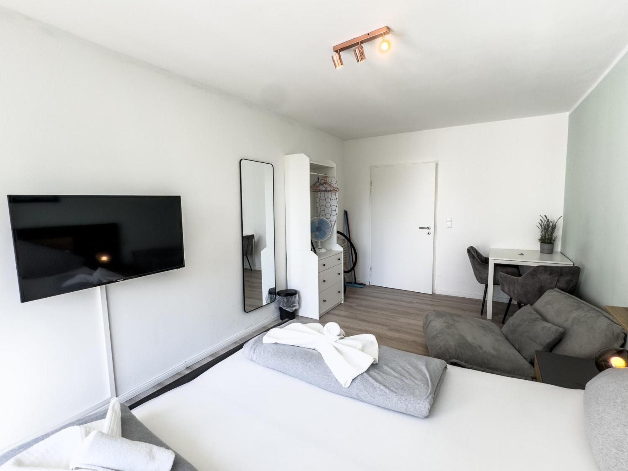 Apartment Fuer 3 Gaeste Mit Kostenlosen Parkplaetzen Und Lift Hannover Exteriör bild