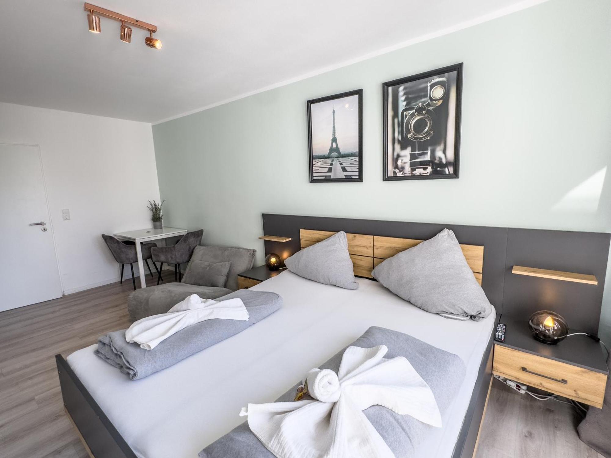 Apartment Fuer 3 Gaeste Mit Kostenlosen Parkplaetzen Und Lift Hannover Exteriör bild